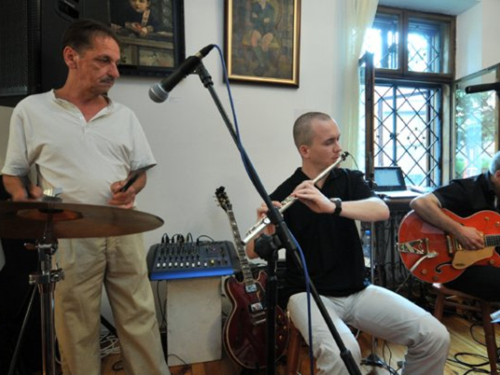 CHRZANÓW. Koncert powinien się odbyć na zewnątrz