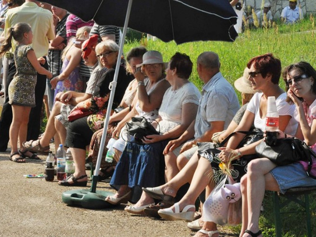 Kiermasz Artystyczny pod Lipowcem - Wygiełzów 9.07.2012
