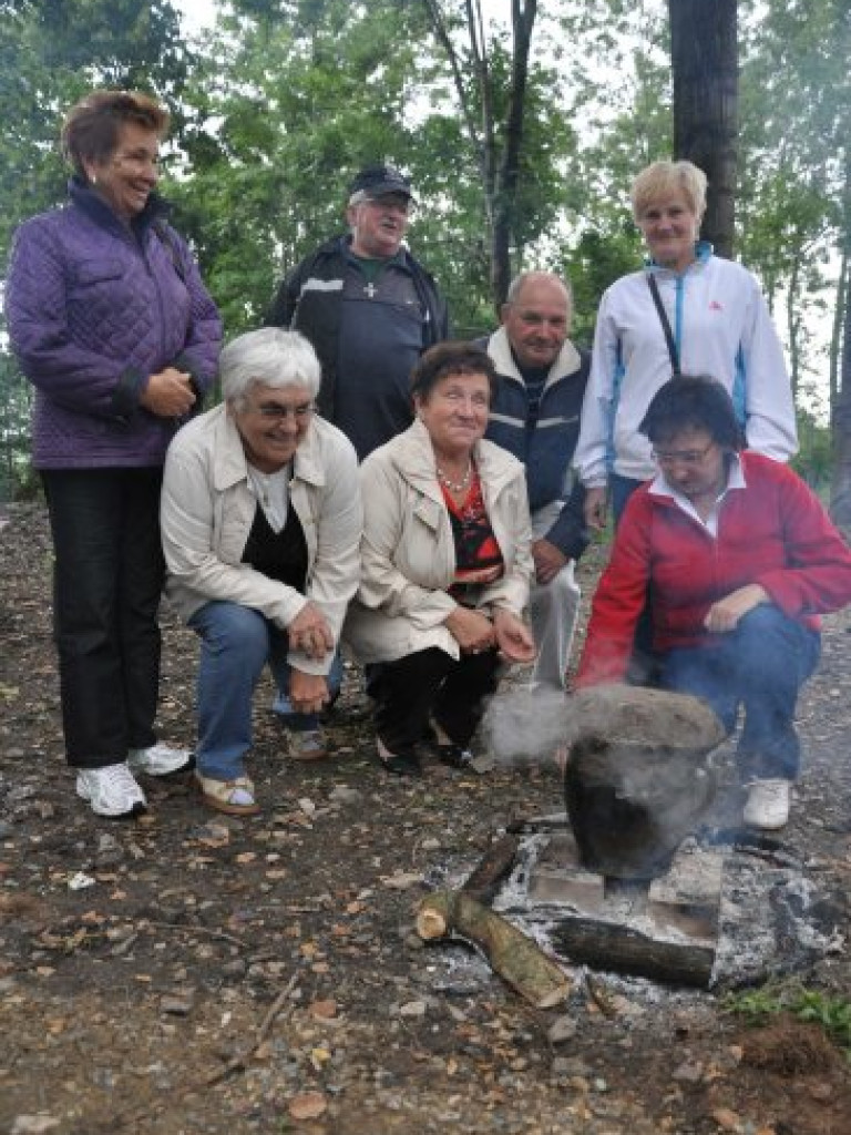MIĘKINIA. Upiekli ponad sto kilogramów ziemniaków