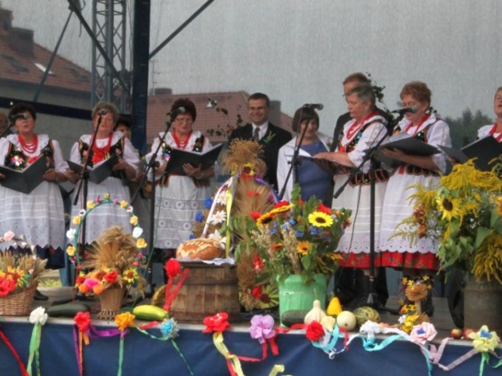 Gminne dożynki w Pogorzycach i Żarkach 2.09.2012
