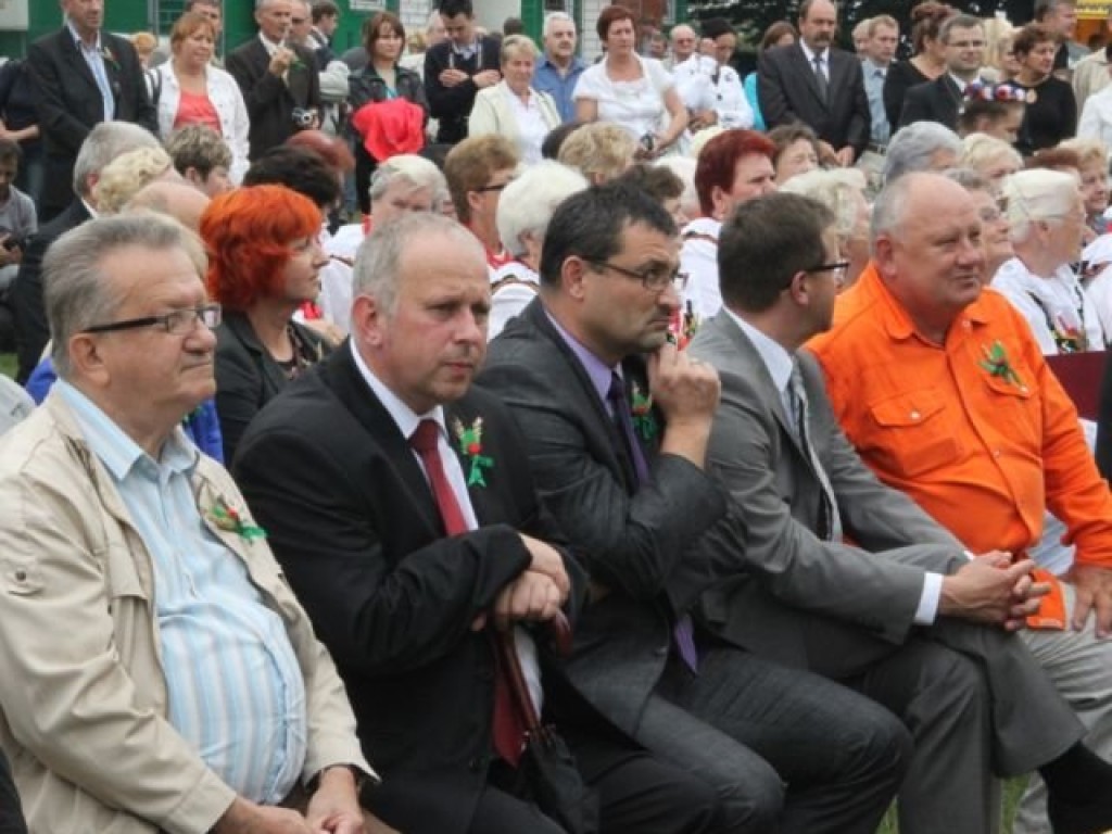 Gminne dożynki w Pogorzycach i Żarkach 2.09.2012