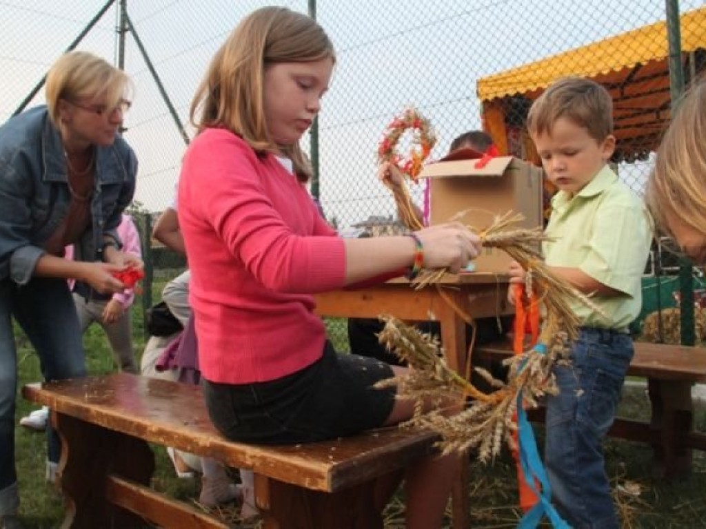Gminne dożynki w Pogorzycach i Żarkach 2.09.2012
