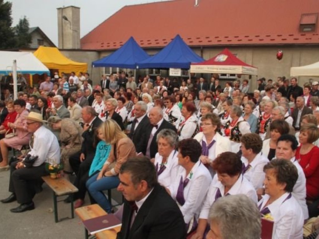 Gminne dożynki w Pogorzycach i Żarkach 2.09.2012