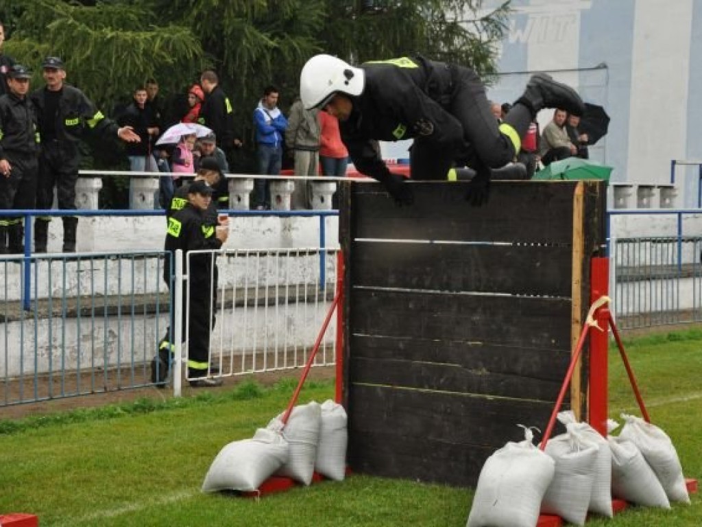 Zawody pożarnicze powiatu krakowskiego w Krzeszowicach 1.09.2012