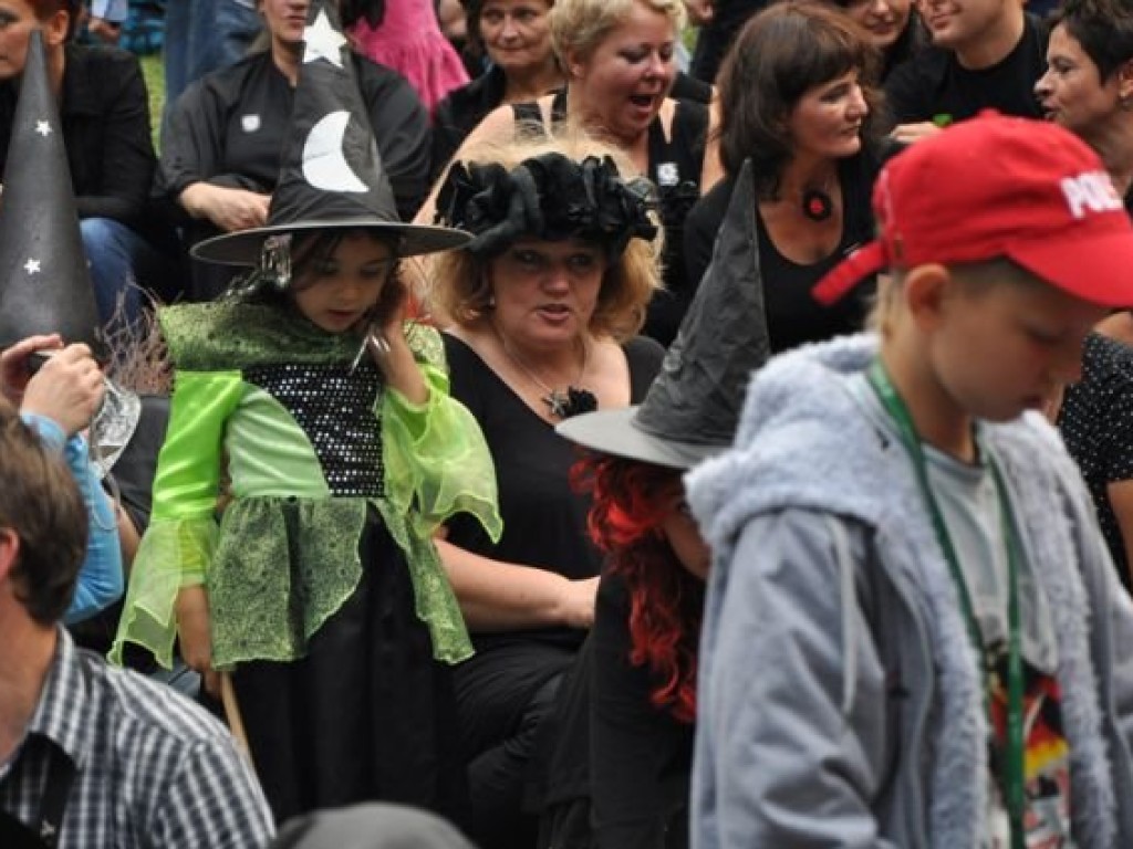 VIII Zlot Wiedźm i Czarownic w Wygiełzowie – 2.09.2012
