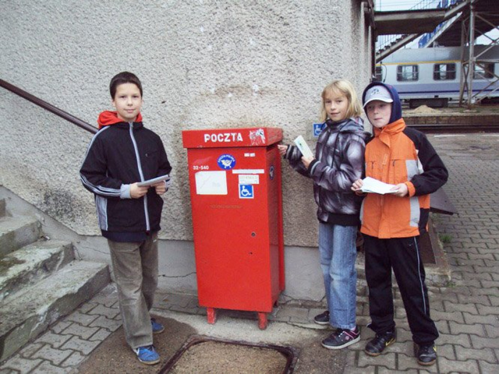 TRZEBINIA. Uczniowie pisali listy