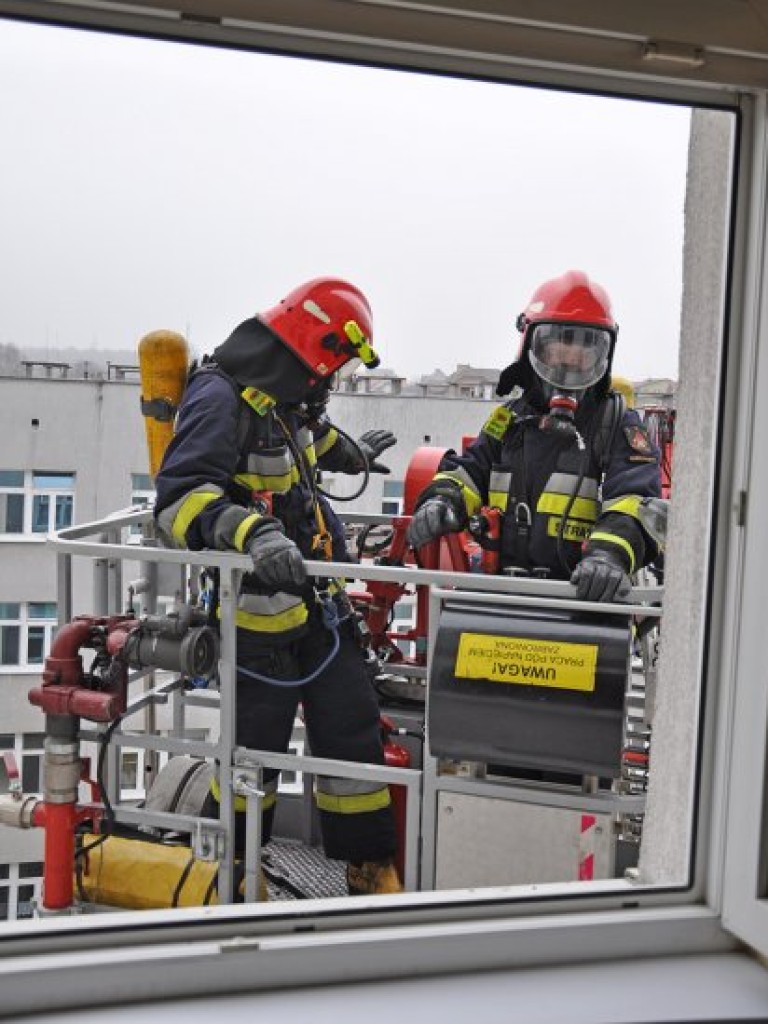 Ćwiczenia pożarnicze w Szpitalu Powiatowym w Chrzanowie – 20.11.2012