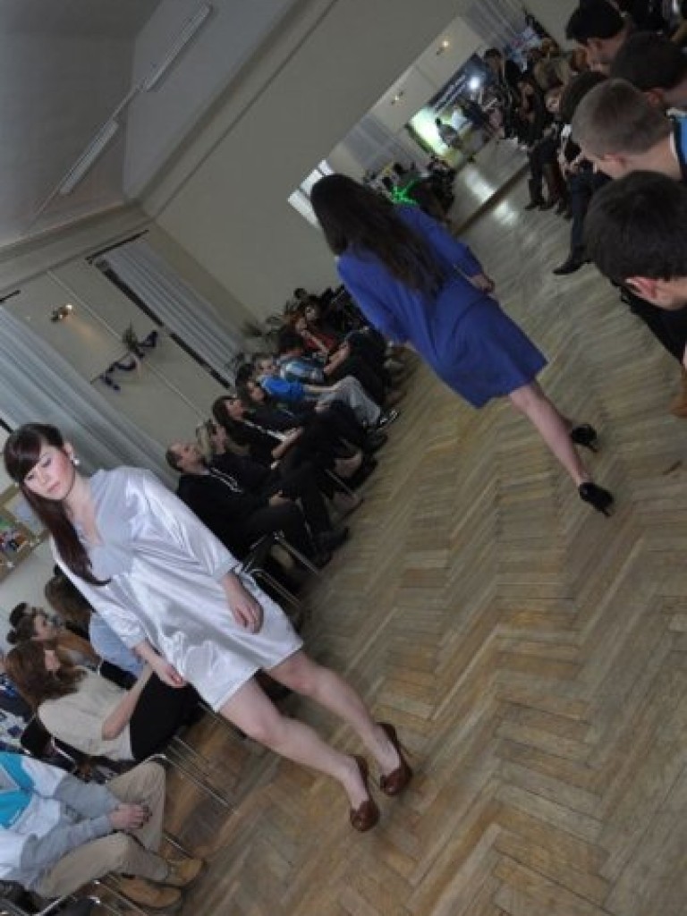 Pokaz mody Sylwii Olaszewskiej z Trzebini 15.12.2012