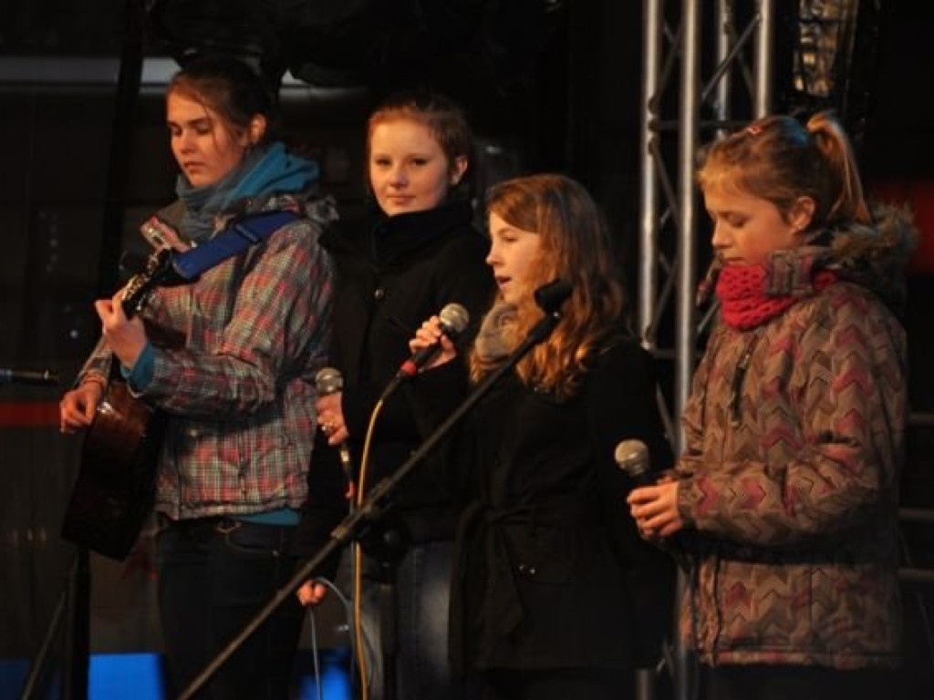 Wigilia na trzebińskim Rynku 15.12.2012