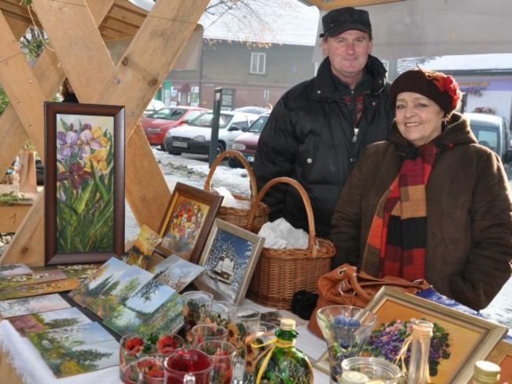 Kiermasz tradycji i rękodzieła w Krzeszowicach 16.12. 2012