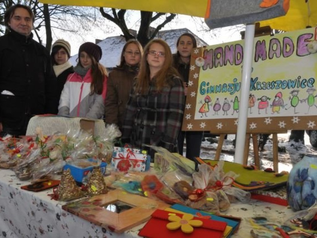 Kiermasz tradycji i rękodzieła w Krzeszowicach 16.12. 2012