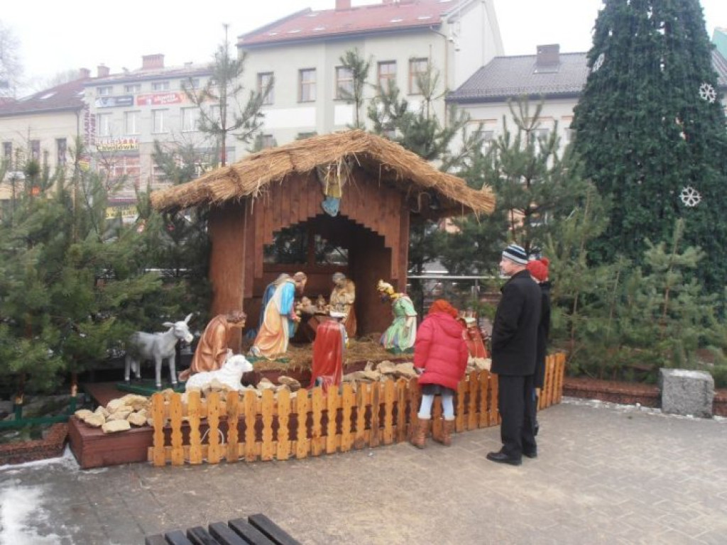 CHRZANÓW. Szopki jak malowane