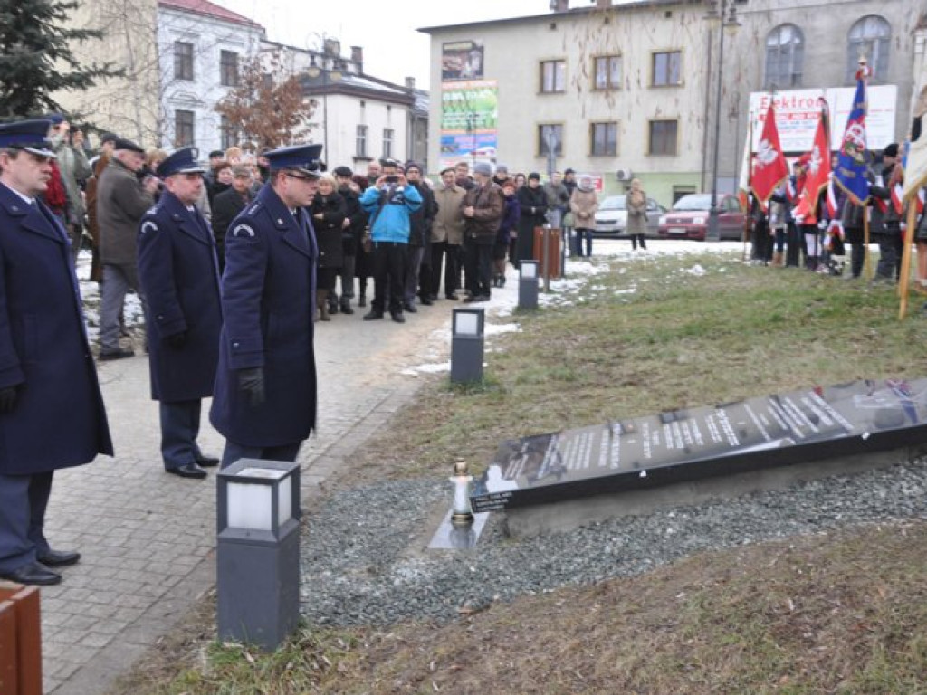 CHRZANÓW. W hołdzie pomordowanym
