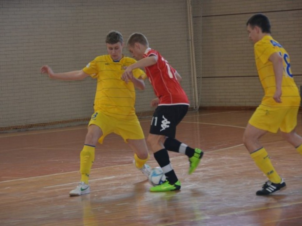 Młodzieżowe Mistrzostwa Polski U-18 w futsalu Chrzanów, 22-24.03.2013 r.