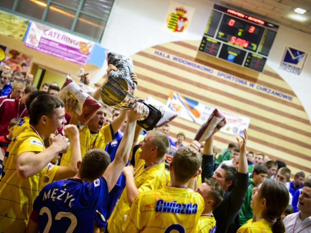Młodzieżowe Mistrzostwa Polski U-18 w futsalu Chrzanów, 22-24.03.2013 r.