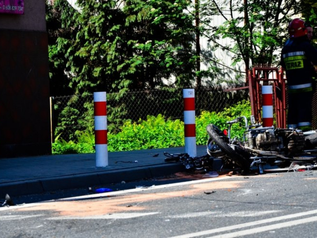BABICE. Poszkodowanego motocyklistę zabrał helikopter (ZDJĘCIA)