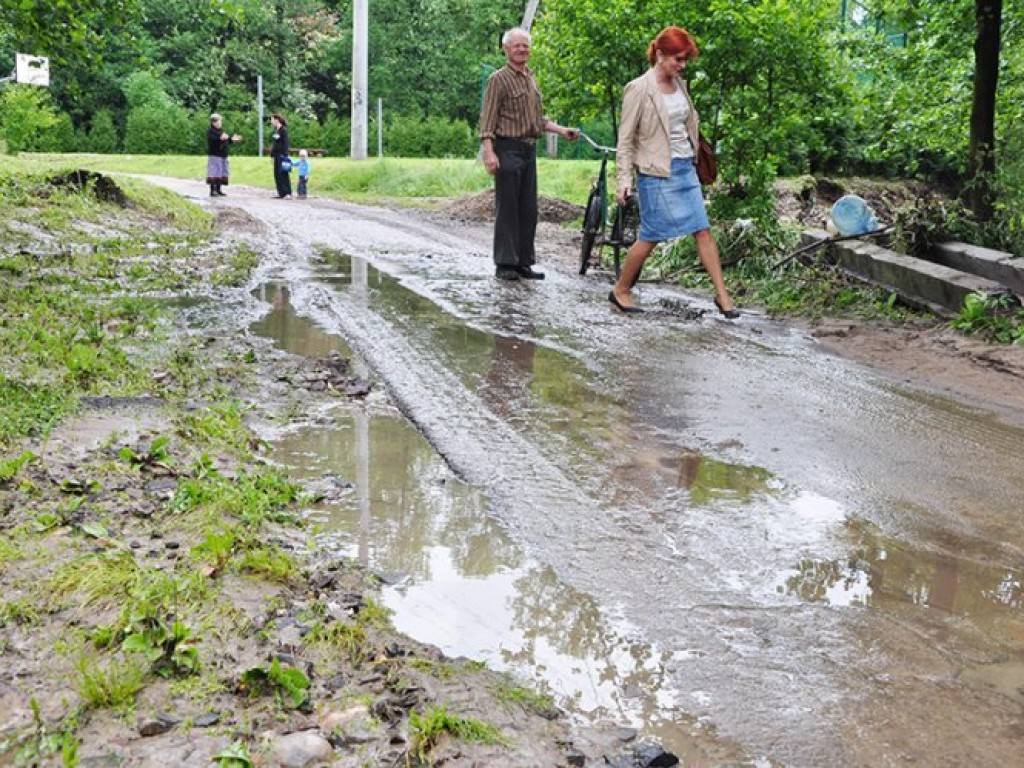 Zniszczenia po ulewnych deszczach - 4.06.2013 r.