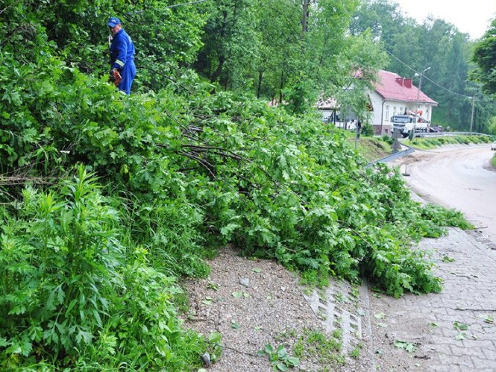 Zniszczenia po ulewnych deszczach - 4.06.2013 r.