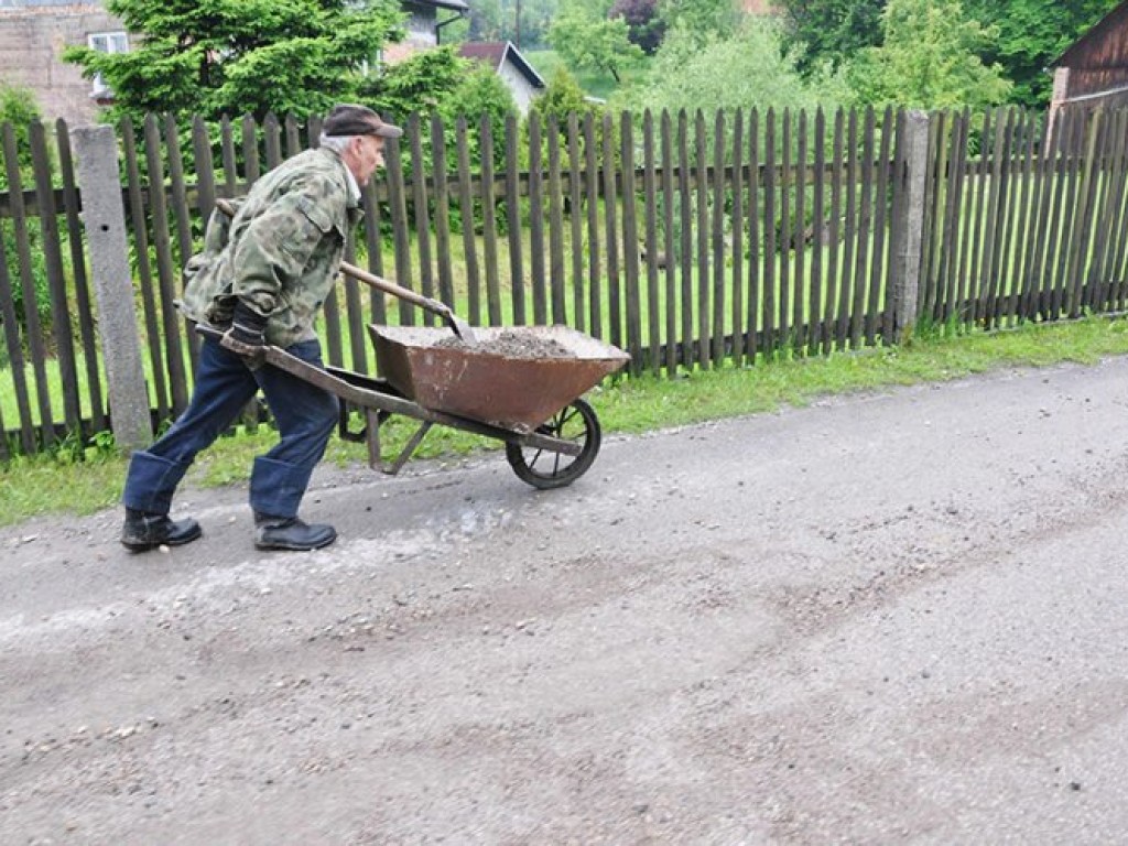 Zniszczenia po ulewnych deszczach - 4.06.2013 r.