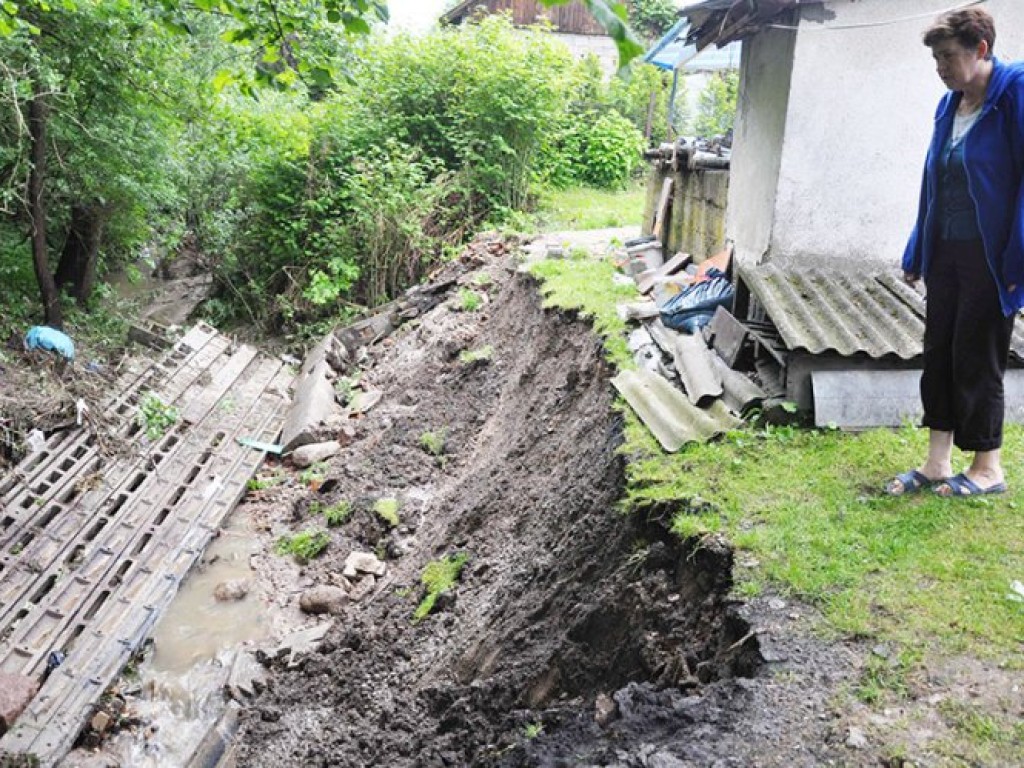 Zniszczenia po ulewnych deszczach - 4.06.2013 r.