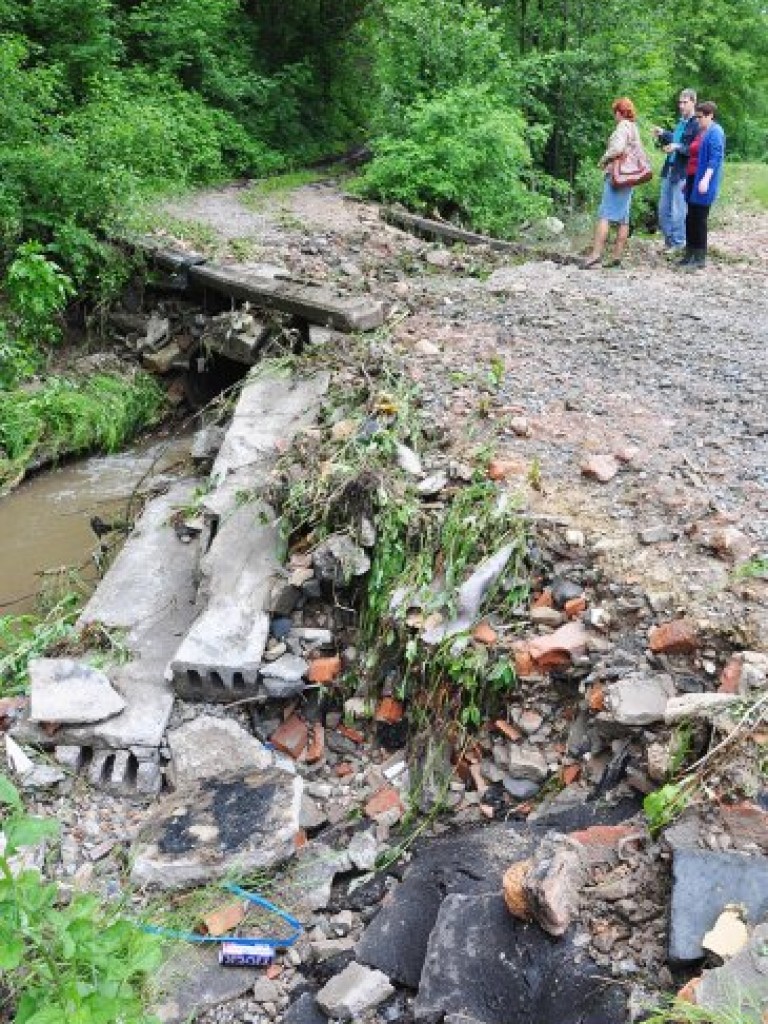 Zniszczenia po ulewnych deszczach - 4.06.2013 r.