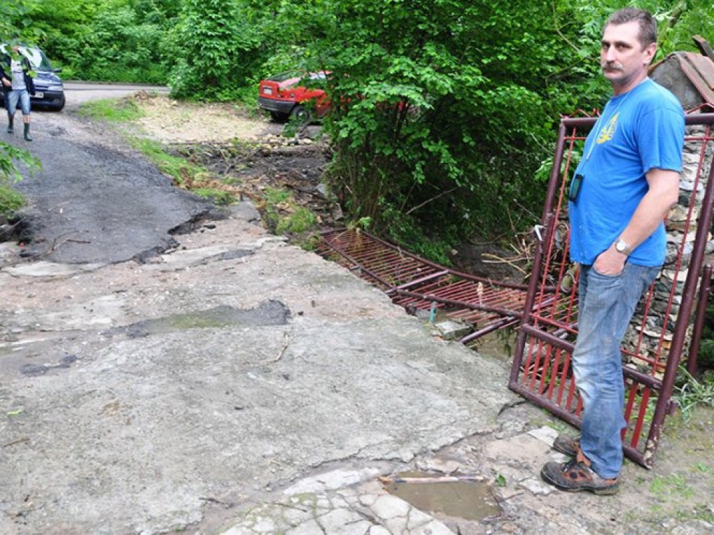 Zniszczenia po ulewnych deszczach - 4.06.2013 r.