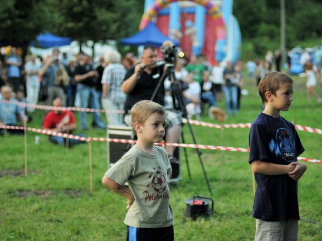 TRZEBINIA. Dopiero „Bo jo cie kochom” poderwało do zabawy