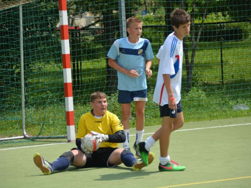 1. kolejka Kuliński Group Wakacyjnej Ligi Futsalu w Chrzanowie 10-12.07.2013 r.