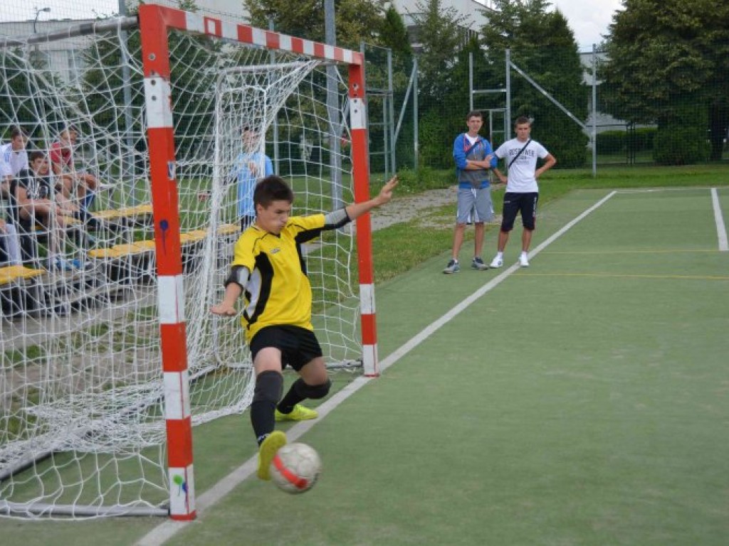 1. kolejka Kuliński Group Wakacyjnej Ligi Futsalu w Chrzanowie 10-12.07.2013 r.