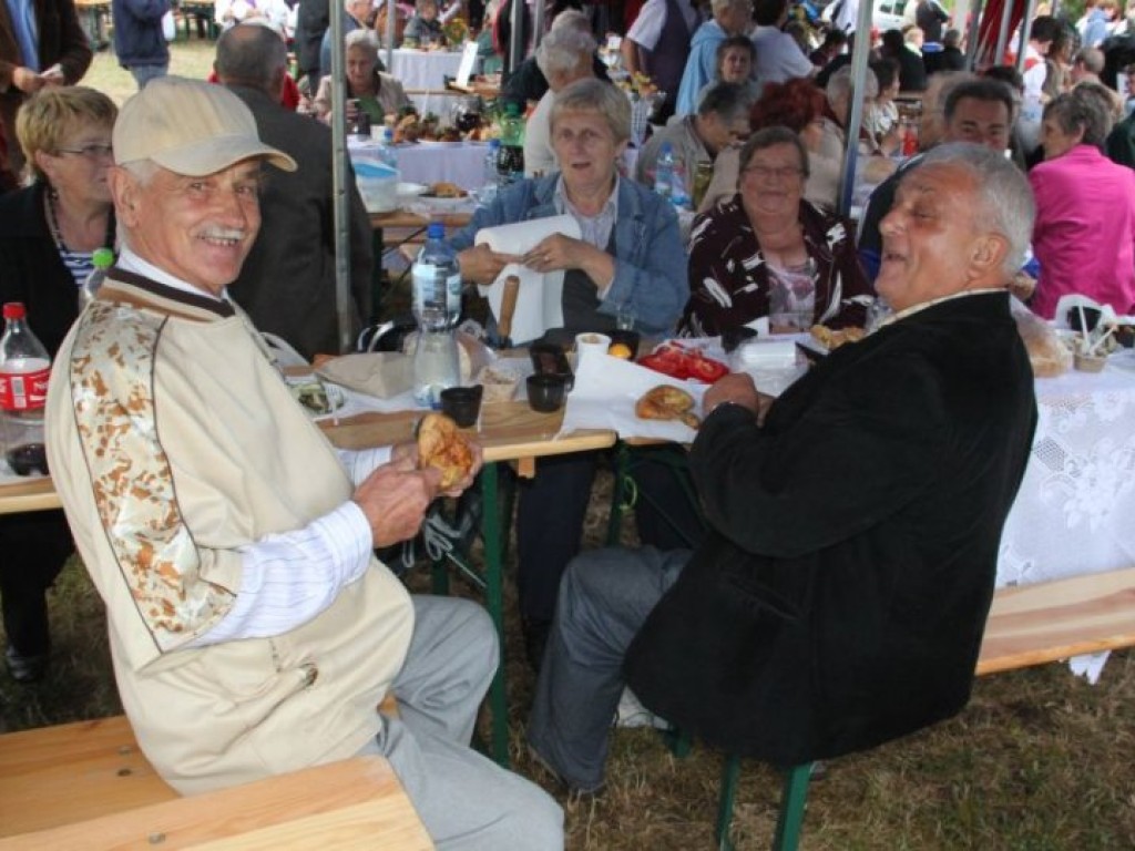 Powiatowy Piknik Seniora w Karniowicach 10.08.2013 r.