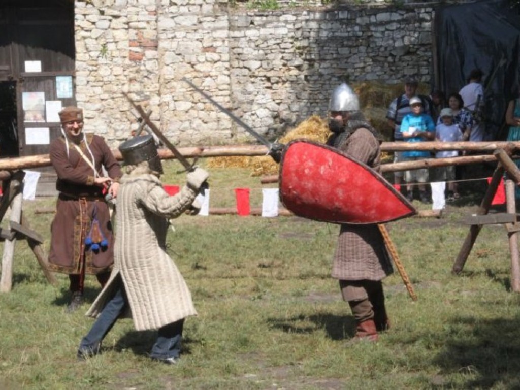 Turniej rycerski na zamku Lipowiec 10-11.08.2013 r.