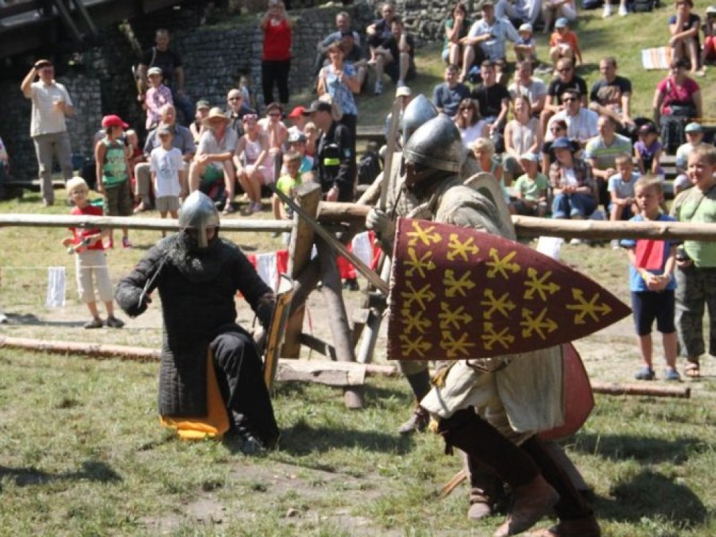 Turniej rycerski na zamku Lipowiec 10-11.08.2013 r.