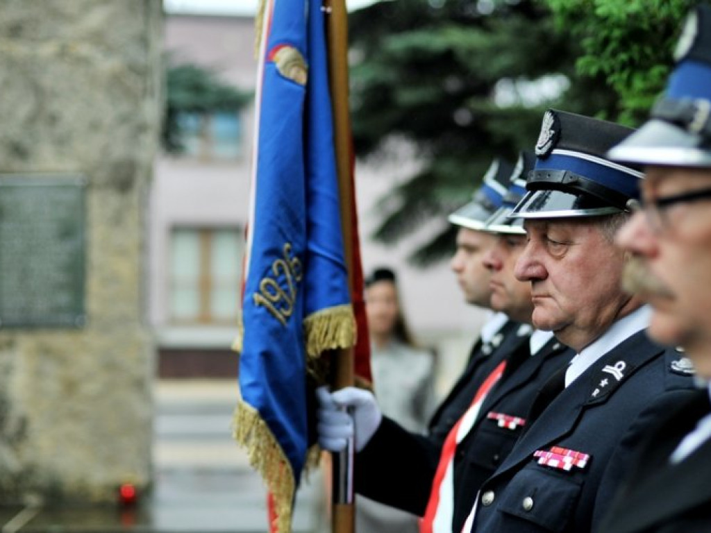 LIBIĄŻ. O generale pod chmurką
