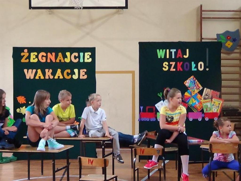 TRZEBINIA. Inauguracja nowego roku szkolnego z burmistrzem