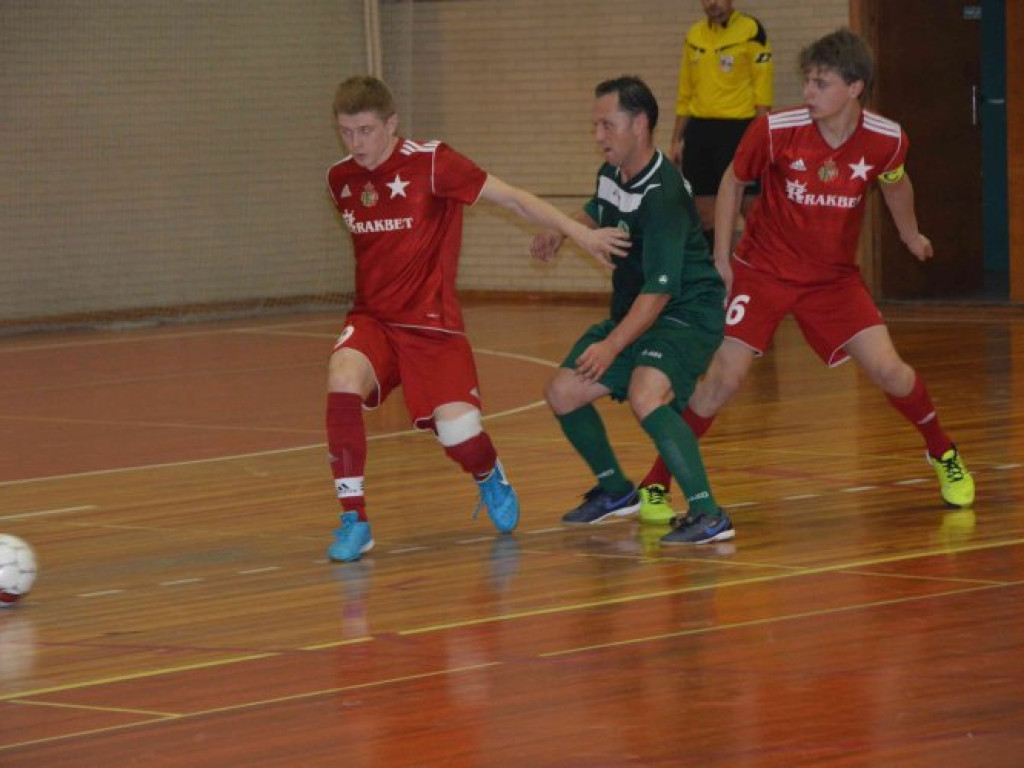 FUTSAL. Był doping, są trzy punkty