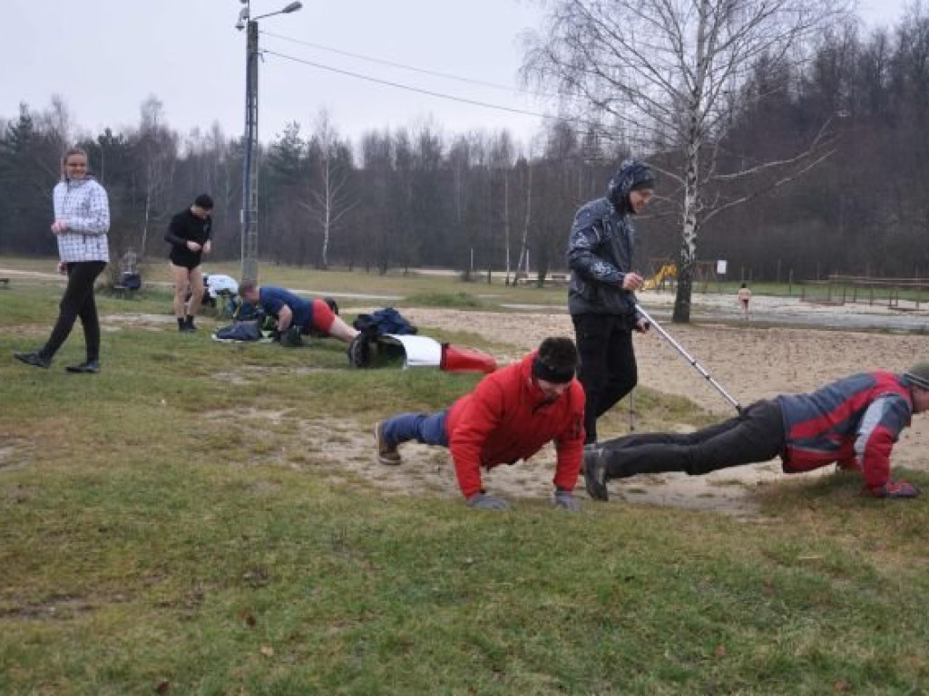 TRZEBINIA. Przedświąteczne morsowanie w Balatonie