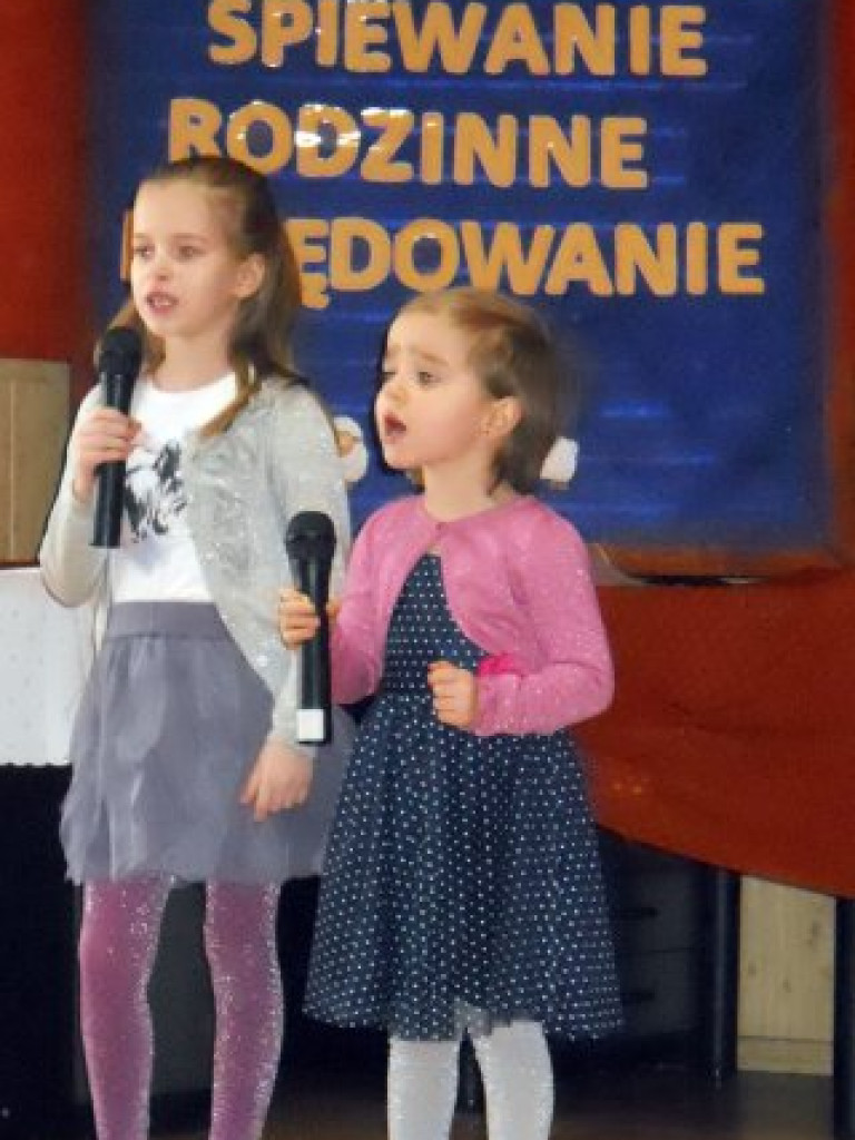 Rodzinne kolędowanie w Płokach