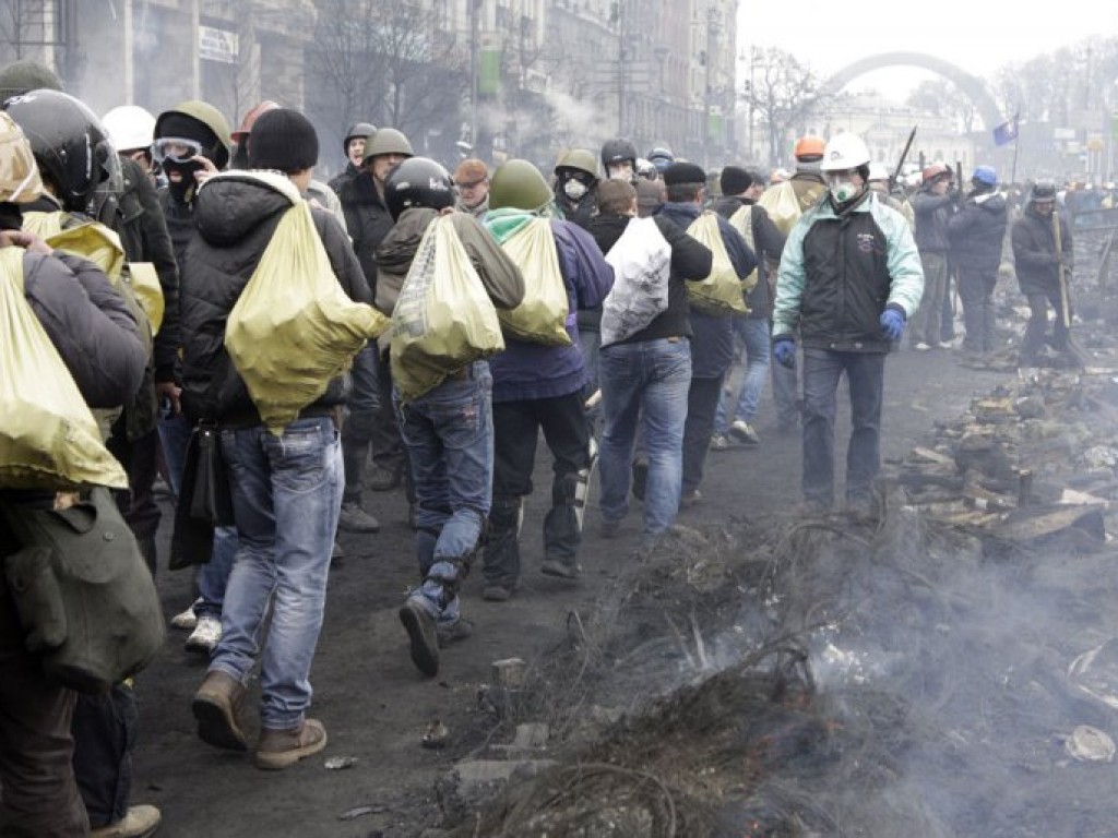 Obrońcy Majdanu i krwawy czwartek - 20.02.2014 r. - w Kijowie