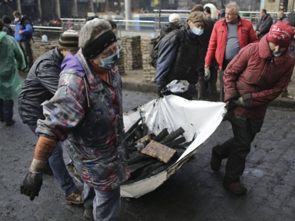 Obrońcy Majdanu i krwawy czwartek - 20.02.2014 r. - w Kijowie