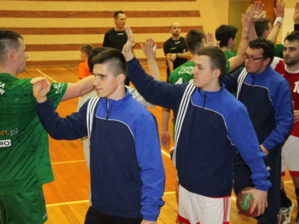 SPORTOWY PIĄTEK. Szczypiorniści MTS-u dokonali egzekucji na Rzeszowie (ZDJĘCIA)