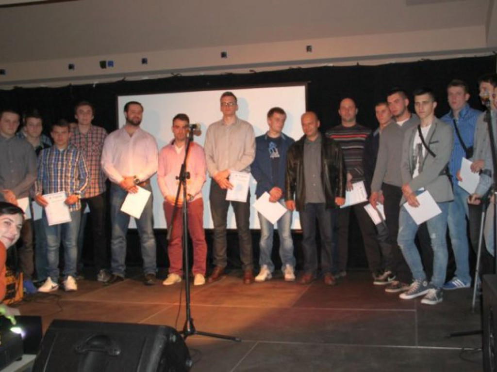 CHRZANÓW. Sportowcy docenieni przez gminę (ZDJĘCIA)