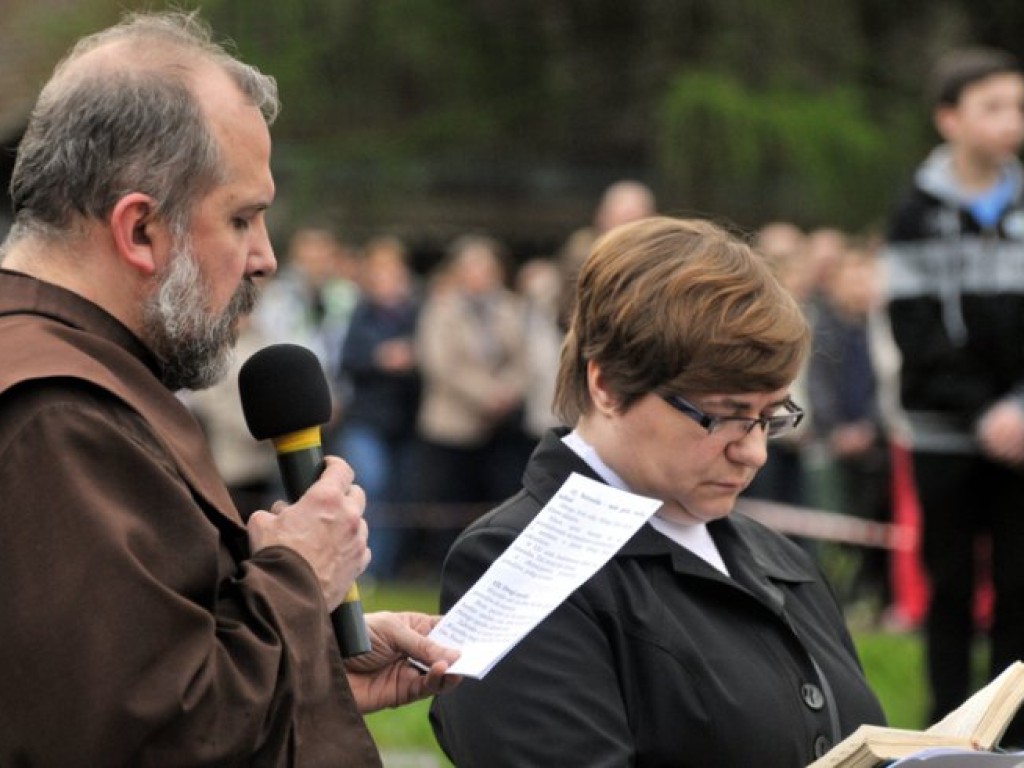 Droga Krzyżowa w Alwerni – 18.04.2014 r.
