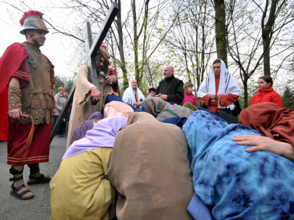 Droga Krzyżowa w Alwerni – 18.04.2014 r.