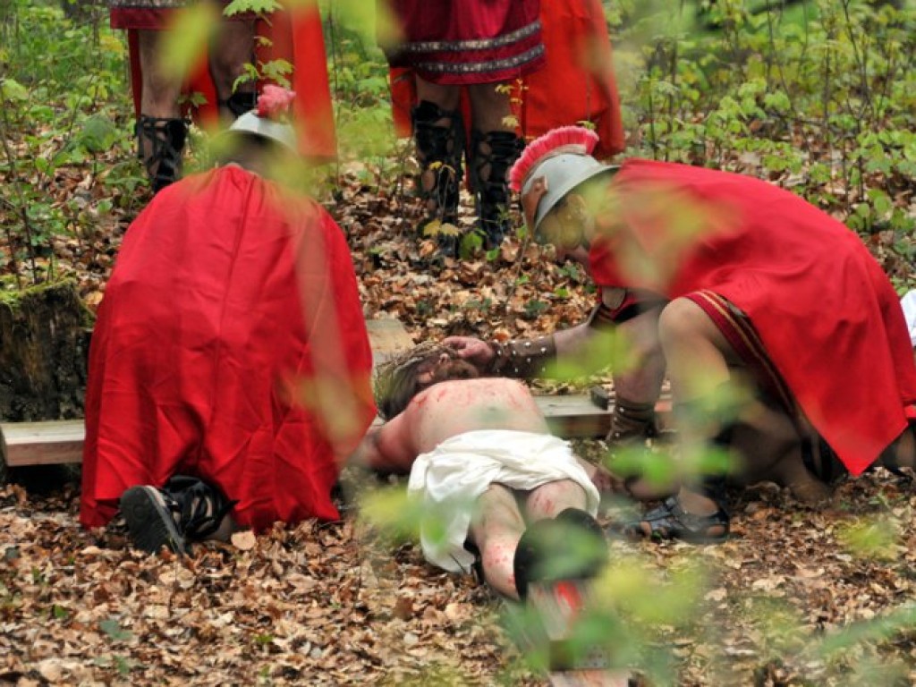 Droga Krzyżowa w Alwerni – 18.04.2014 r.