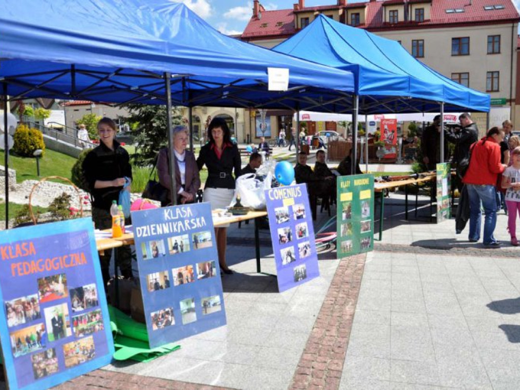 TRZEBINIA. Mundurowi pokazali sprzęt (ZDJĘCIA)