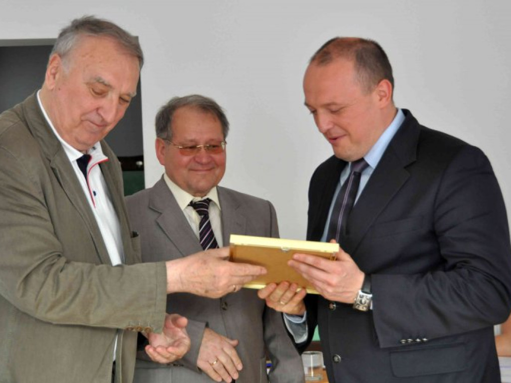ZAGÓRZE. Delegaci wybierali, prezes odznaczał (ZDJĘCIA)