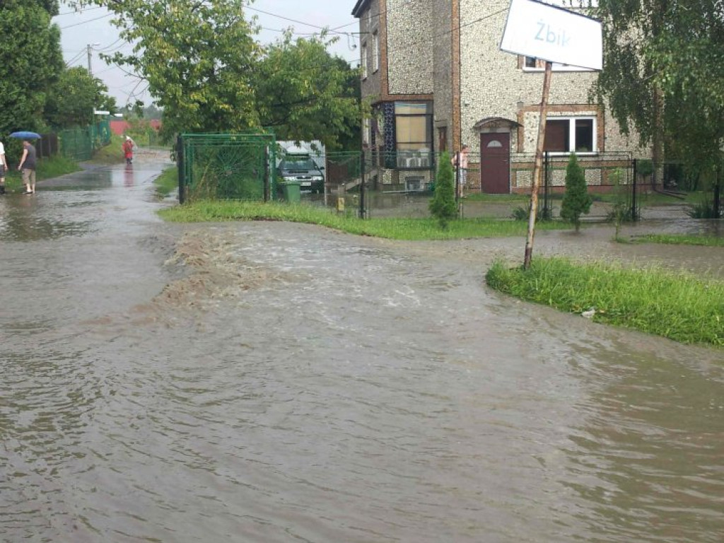 KRZESZOWICE. Mieszkańcy będą długo odczuwać skutki nawałnicy (ZDJĘCIA)
