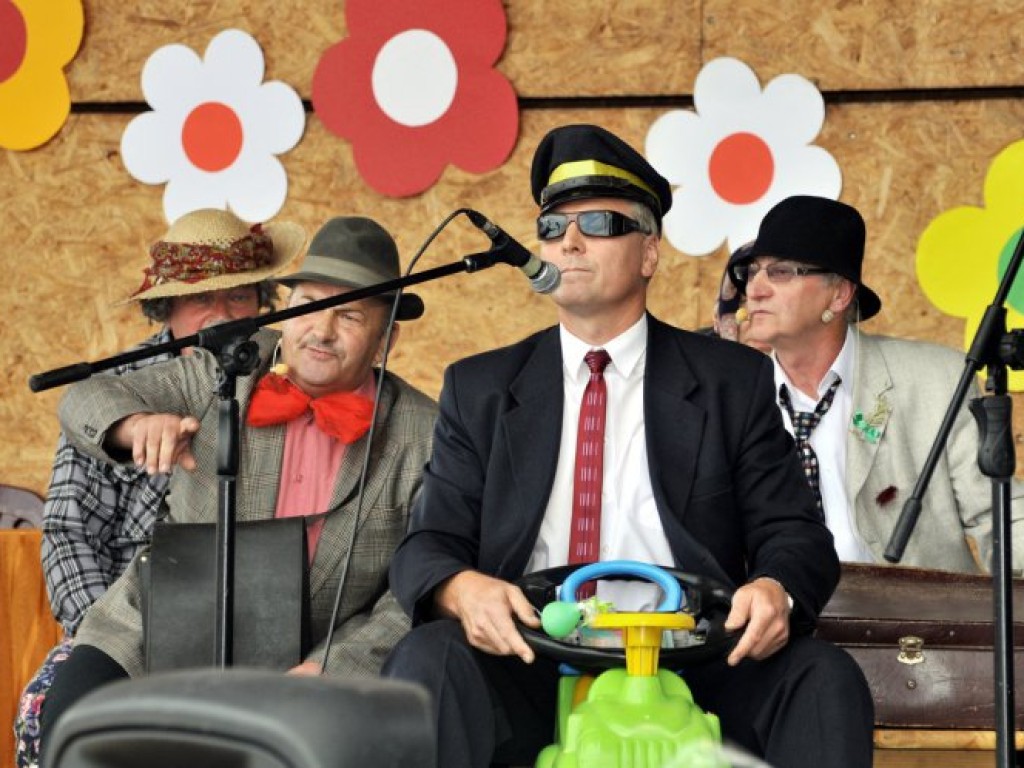 Powiatowy Piknik Seniora w Karniowicach – 23.08.2014 r.