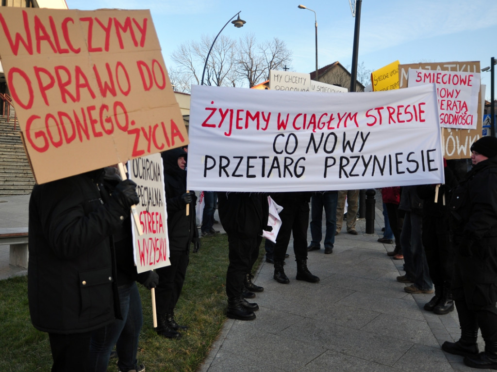 Pikieta pracowników ochrony w Jaworznie
