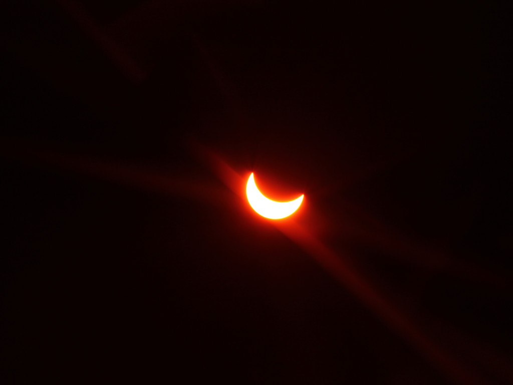 Zaćmienie Słońca na ziemi chrzanowskiej w obiektywach naszych Czytelników - 20.03.2015